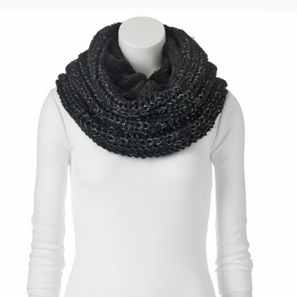 🍒NWT🍒 JUICY COUTURE INFINITY SCARF - Picture 2 of 8